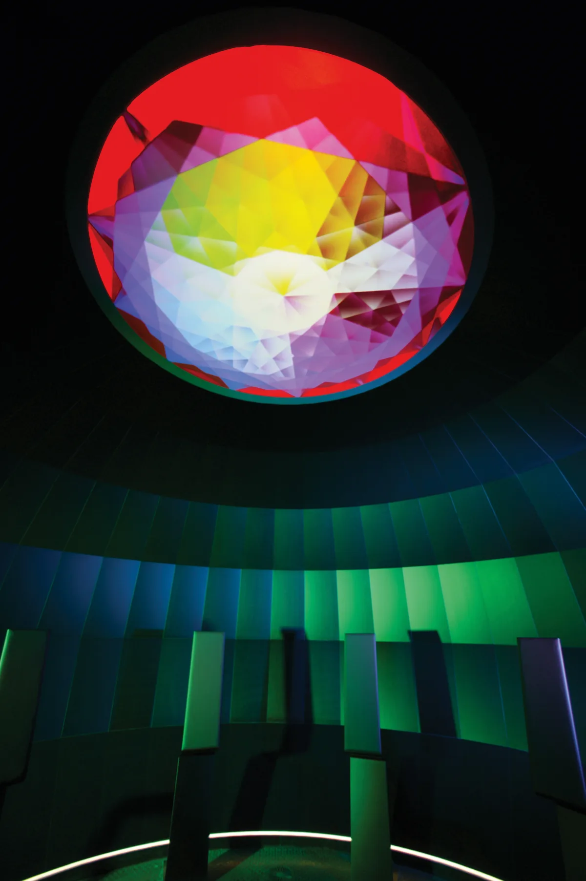 Im Dezember Wiedereröffnung der „Swarovski Kristallwelten“ mit mehreren multimedialen Installationen von [checkpointmedi
