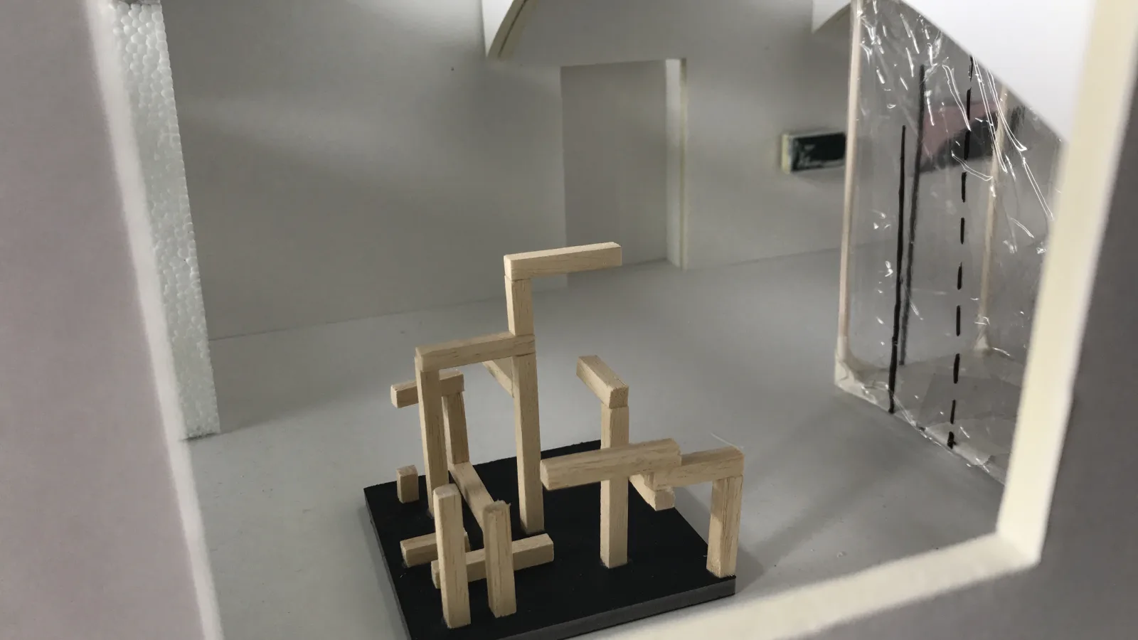 “Circuit Training”, model, 2017, photo: Virgil Widrich