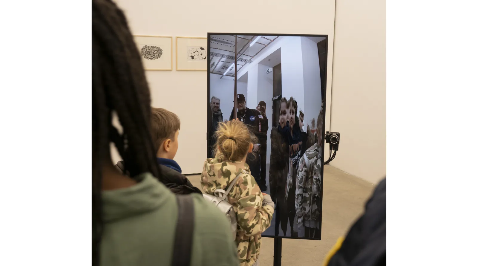 “tx-mirror” in the exhibition “Data Loam” at the AIL - Angewandte Innovation Laboratory, February 2019