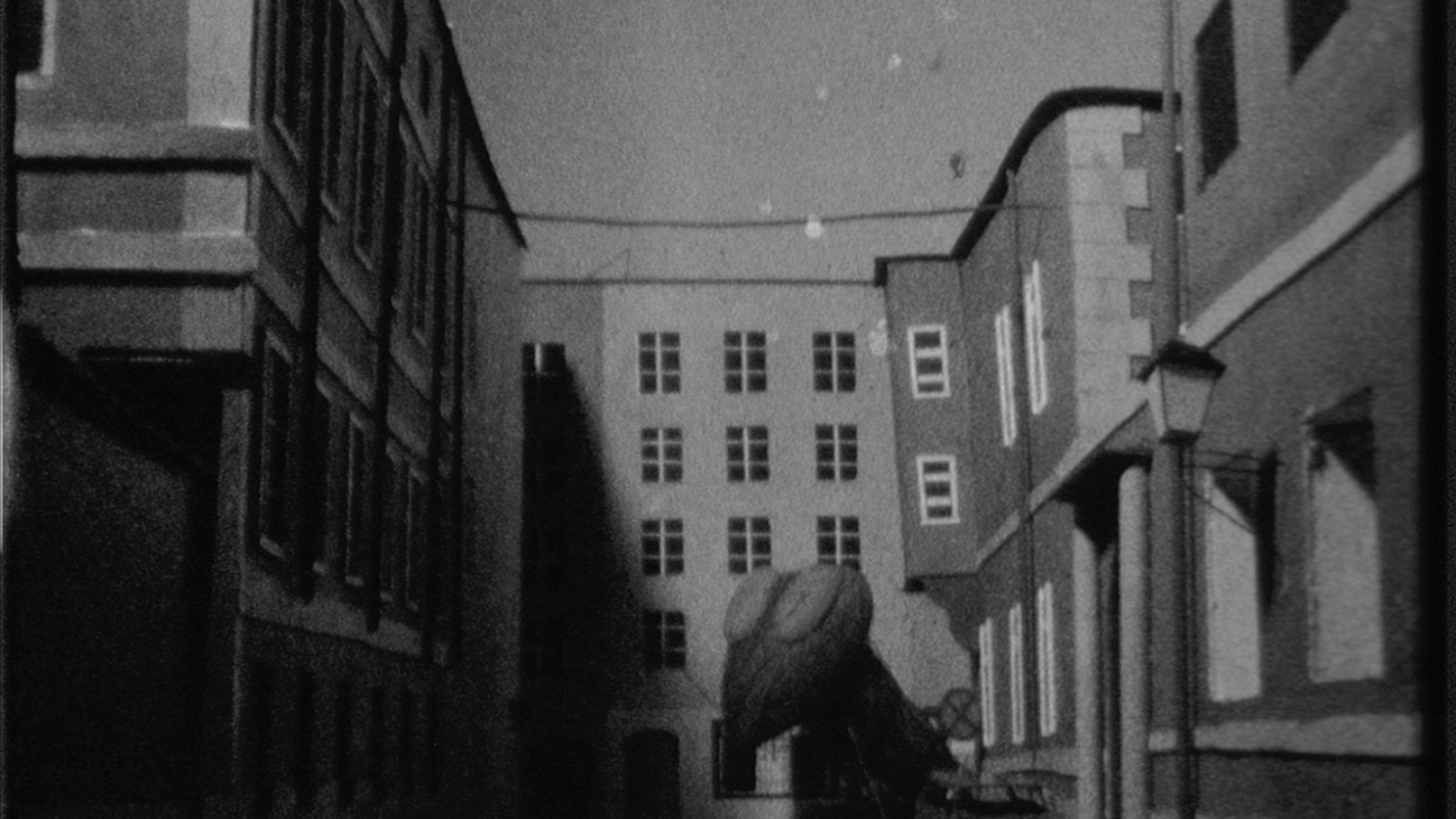 „Monster in Salzburg“, Standbild, 1982