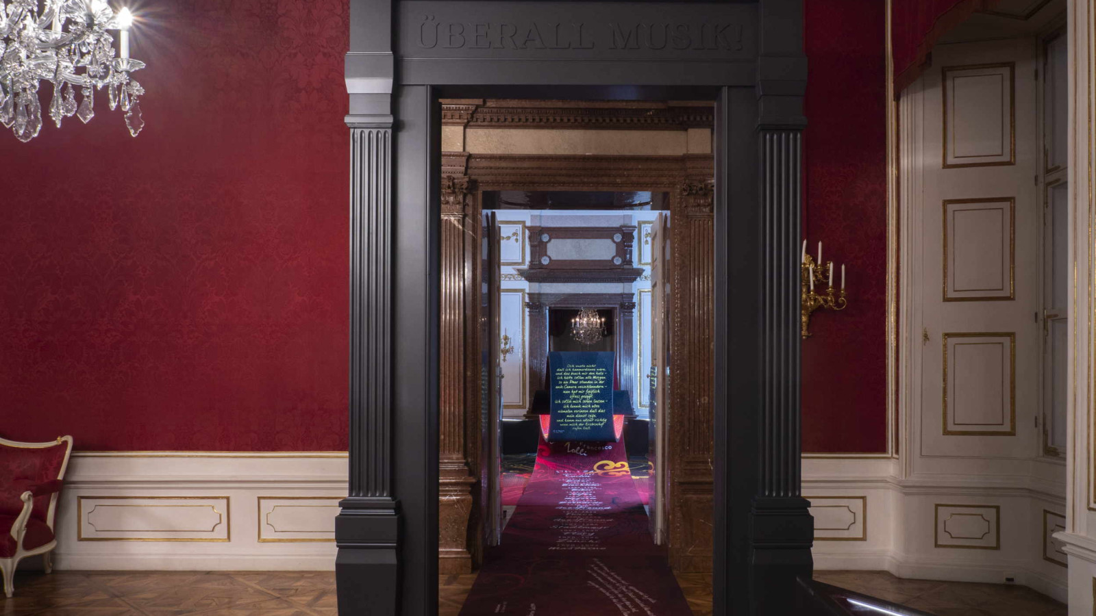 Ausstellung im DomQuartier Salzburg: „Überall Musik!“, Carabinierisaal, 2020, Foto: Virgil Widrich