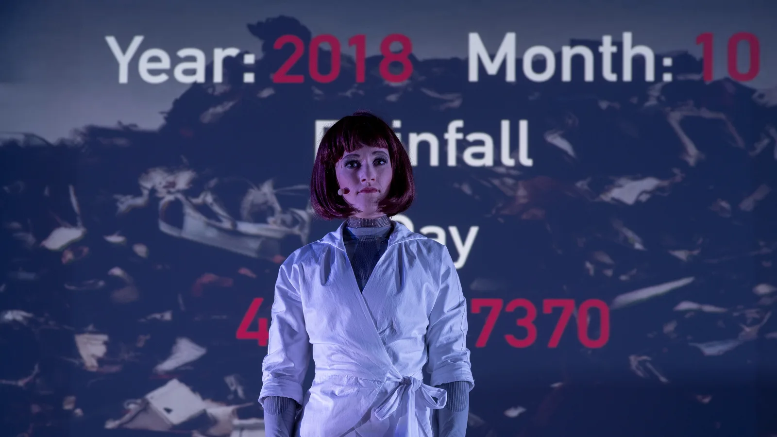 Anna Herbst in “Nova – Imperfecting Perfection” by Franz Danksagmüller, Dortmund, June 2019
