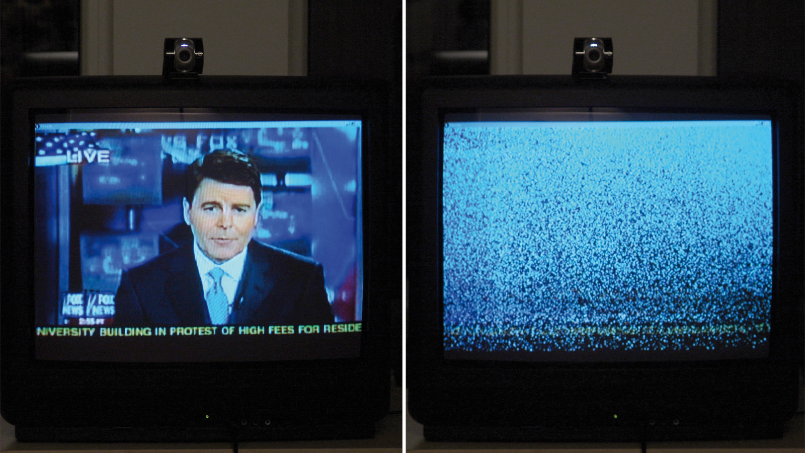 Peter Tilg, Nicholas Wormus: BREAKING NEWS, Interaktive Installation, 2008