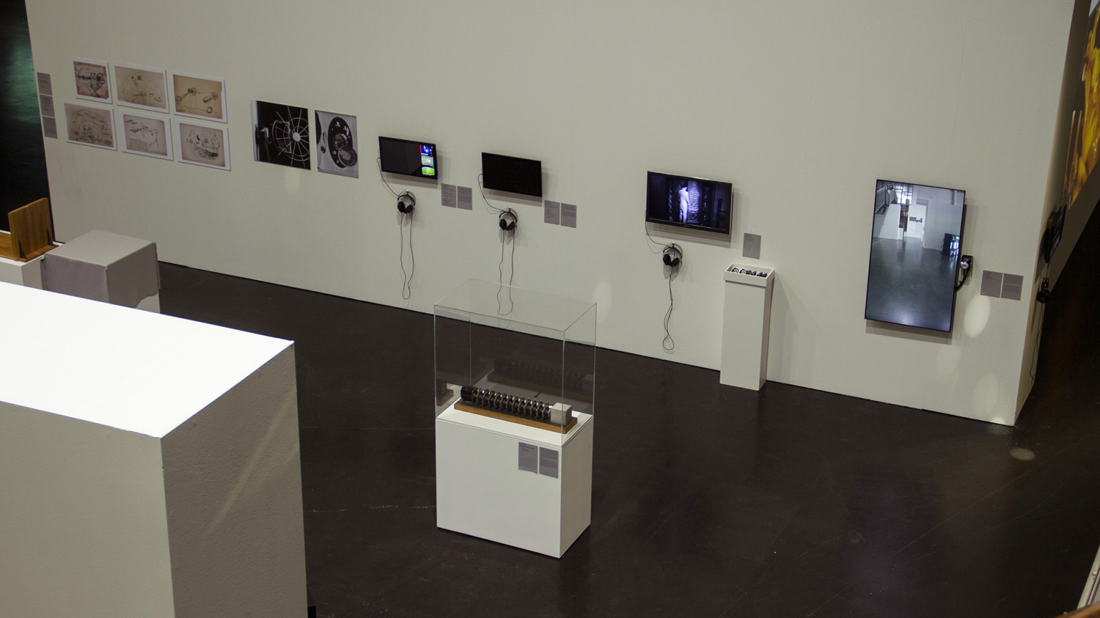 „tx-mirror“, Echtzeitinstallation von Martin Reinhart und Virgil Widrich, ZKM-Karlsruhe, 2018. Foto: Virgil Widrich
